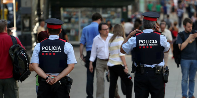 Sept raisons qui expliquent les attentats de Barcelone, paru sur le Huff Post